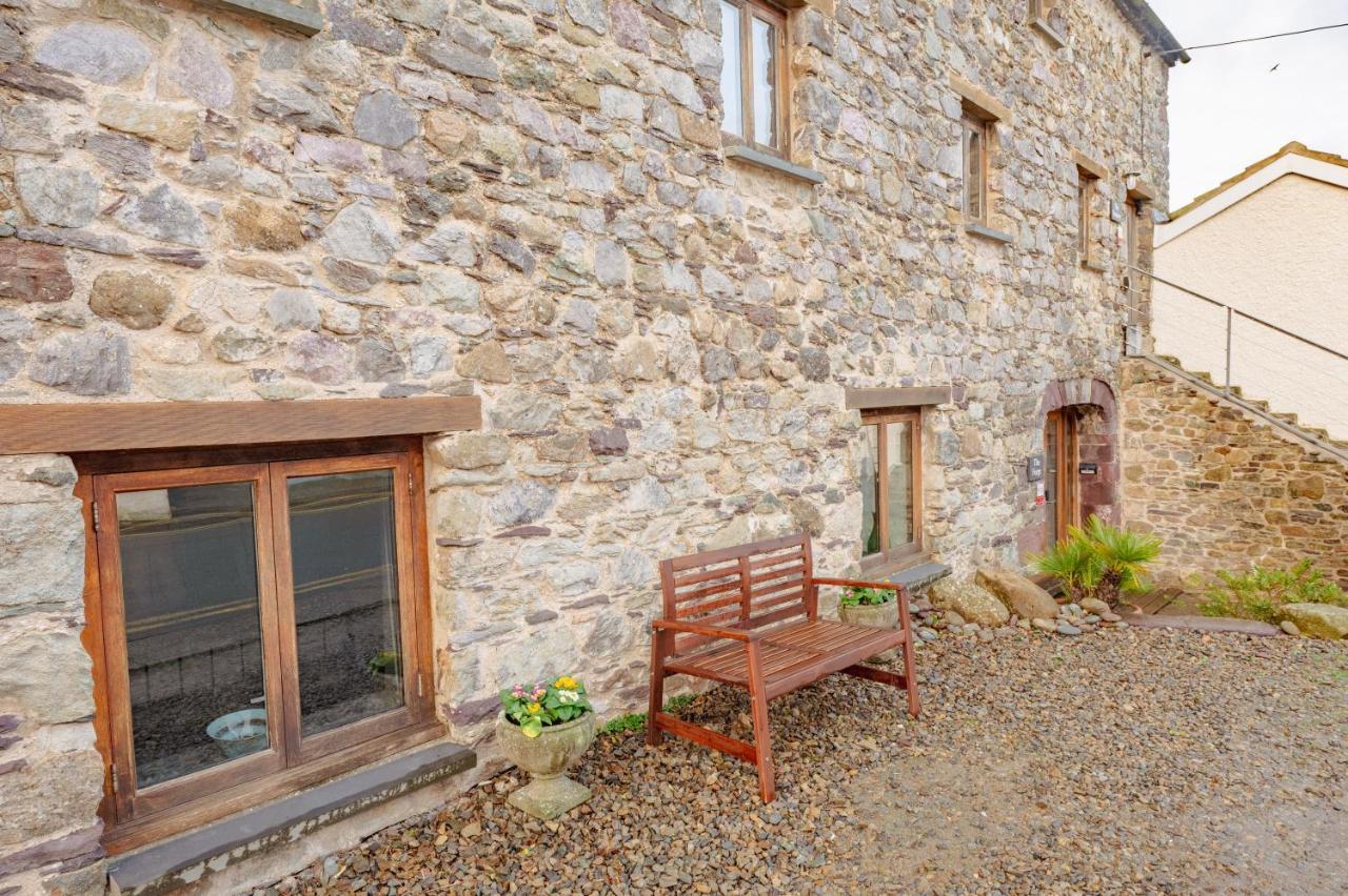 Stunning Converted Granary In Heart Of St Davids Экстерьер фото