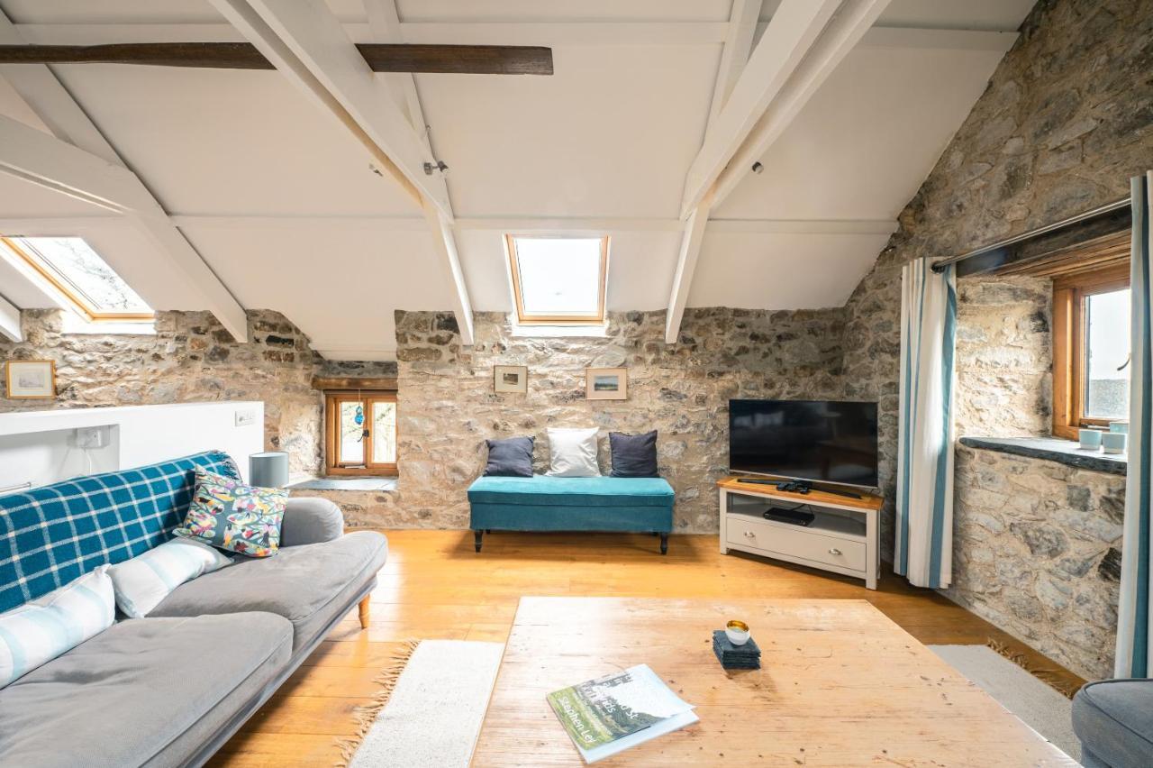 Stunning Converted Granary In Heart Of St Davids Экстерьер фото