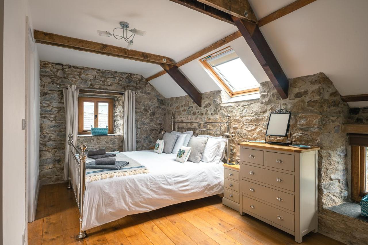 Stunning Converted Granary In Heart Of St Davids Экстерьер фото