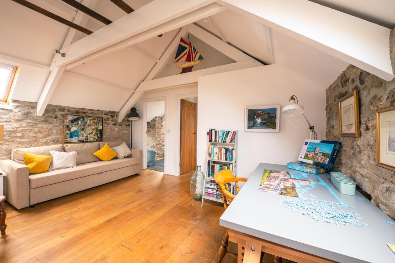Stunning Converted Granary In Heart Of St Davids Экстерьер фото